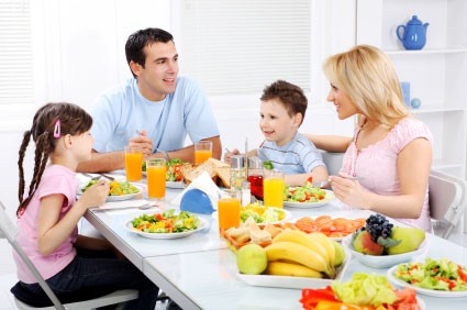 LA IMPORTANCIA DE LA COMIDA EN FAMILIA